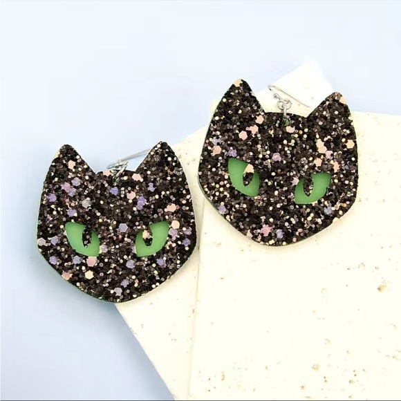 Halloween Black Cat Earrings Glow in the Dark Green Eyes Luminous - Picture 7 of 7